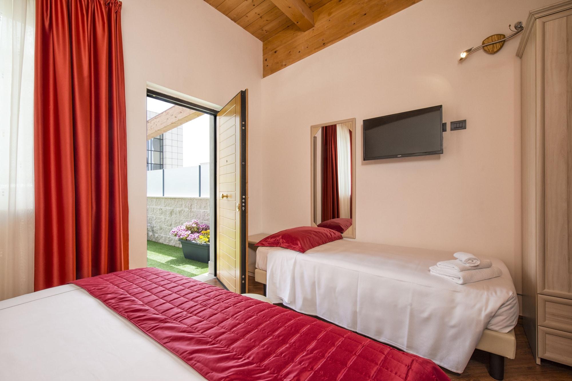 Simon Hotel Помеция Екстериор снимка